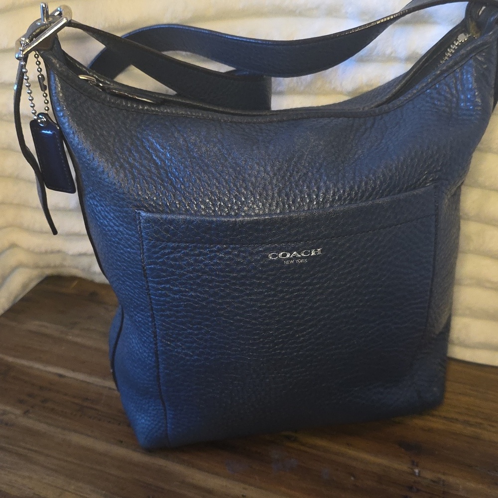 Coach LEGACY 25678 Pebble Leather DUFFLE BAG. - Picture 2 of 12